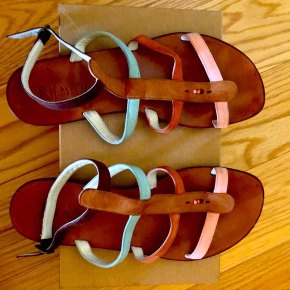 Henri Cuir sandals - Picture 1 of 5